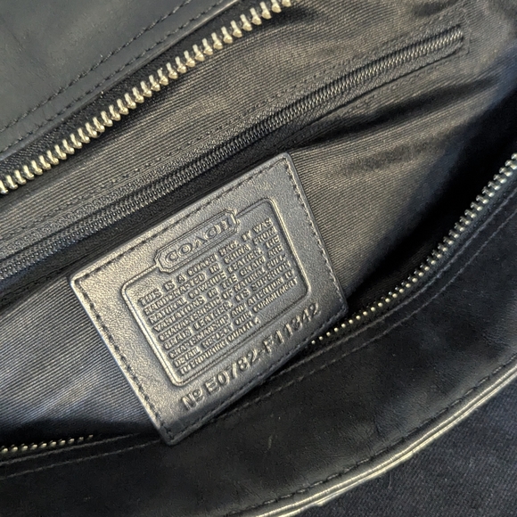 Coach  Black Leather Shoulder Bag Horsebit Vintage Authentic - Picture 2 of 13